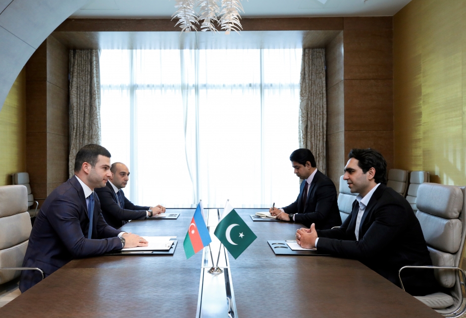 Azerbaiyán y Pakistán examinan las perspectivas de asociación empresarial