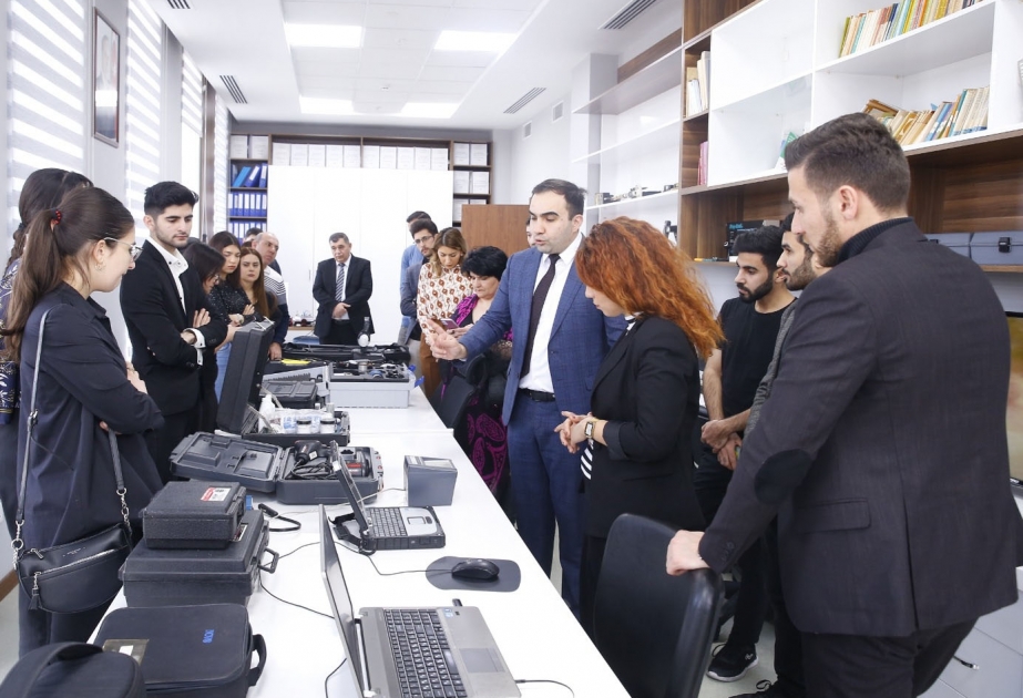 Baş Prokurorluğun inzibati bina kompleksində mediatur təşkil olunub