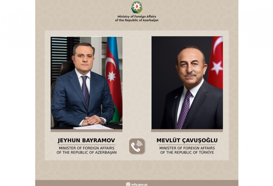 Azerbaijani, Turkish FMs hold phone talk