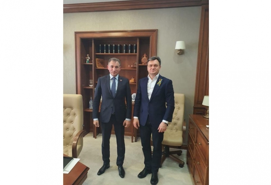 Azerbaiyán y Moldavia discuten el desarrollo de la cooperación