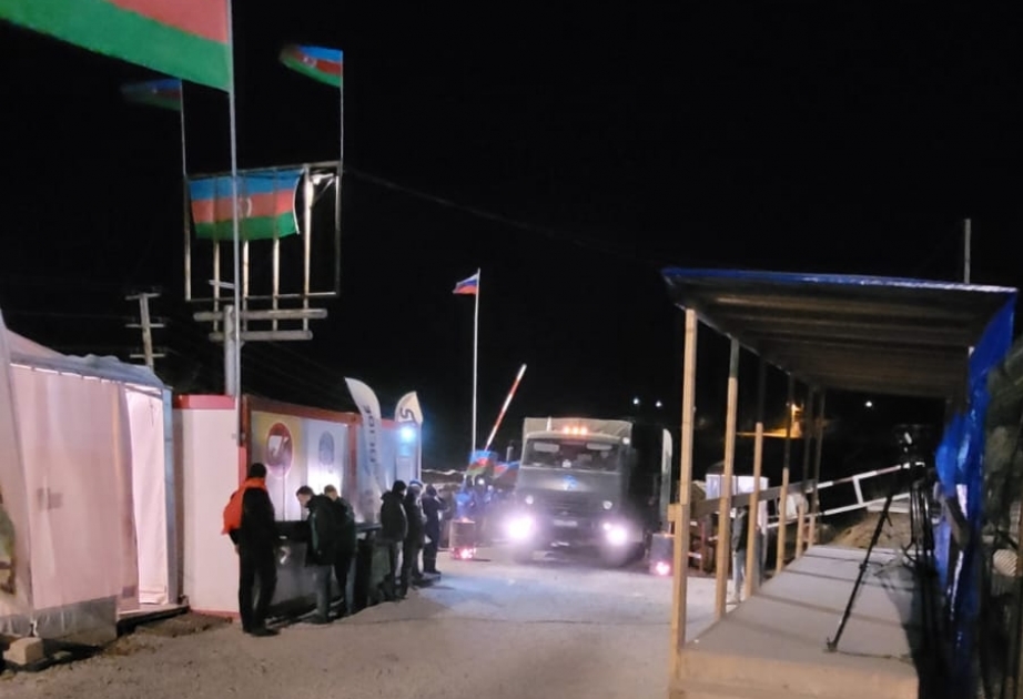 Laçın-Xankəndi yolu: Sülhməramlıların dörd avtomobilinin keçidinə şərait yaradılıb