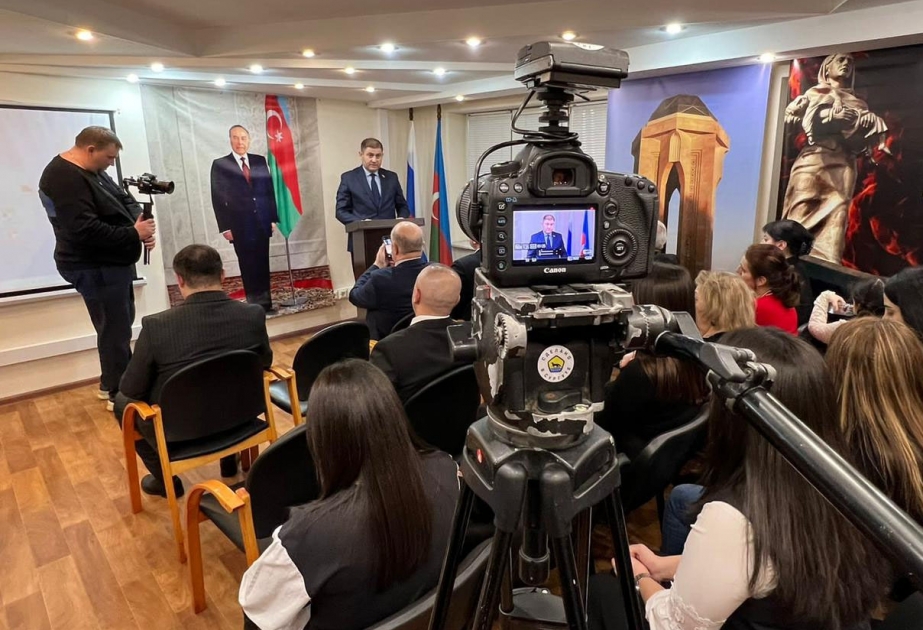 Surqut şəhərində Xocalı soyqırımı qurbanlarının xatirəsi anılıb