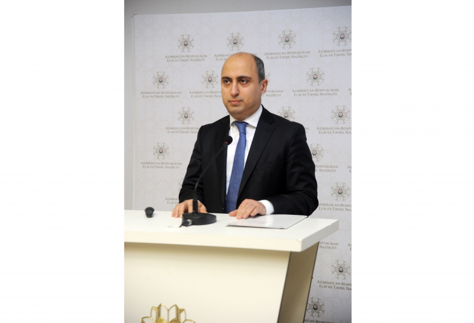 Nazir universitetlərin dünyanın top 500 ali məktəbi siyahısına düşə bilməməsinə münasibət bildirib