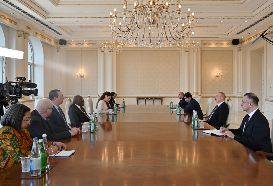 Le président azerbaïdjanais reçoit une délégation menée par le vice-président cubain  MIS A JOUR VIDEO