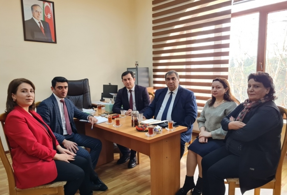 Ədəbiyyat İnstitutunda jurnalların elektron vəziyyəti müzakirə olunub