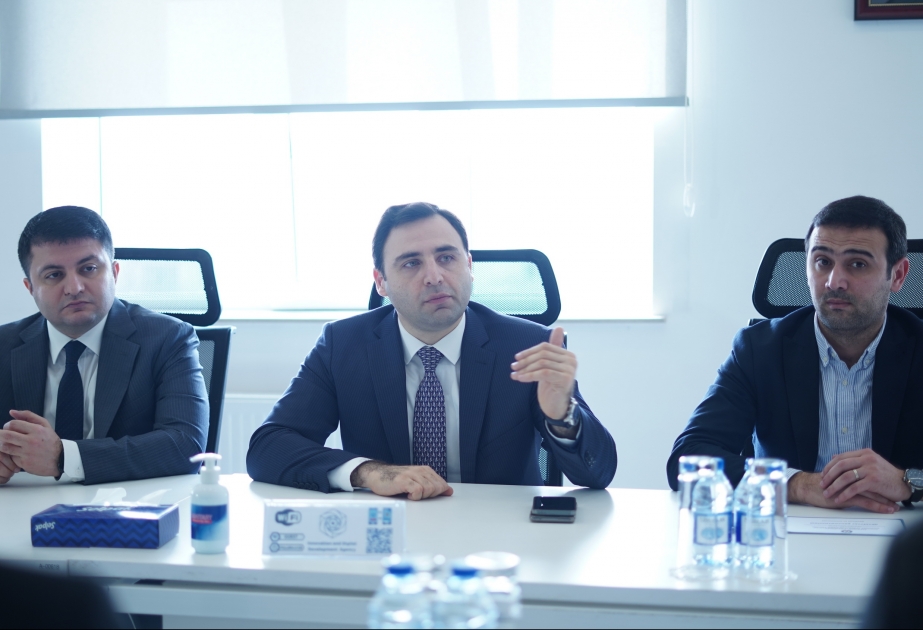 İRİA 7 şirkətə texnoparkdan kənar fəaliyyət üçün ilk qeydiyyat şəhadətnamələri təqdim edib