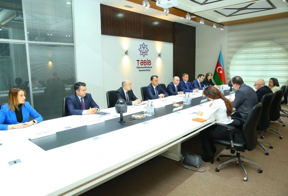 TƏBİB-in İcraçı direktoru Kubanın ictimai səhiyyə naziri ilə görüşüb