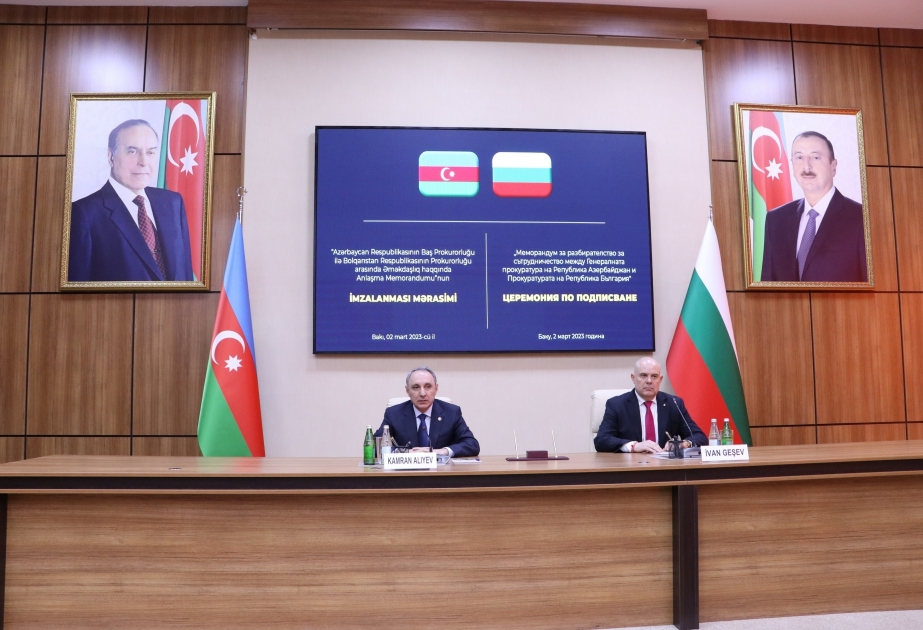 Fiscales generales de Azerbaiyán y Bulgaria firman un Memorando de Entendimiento