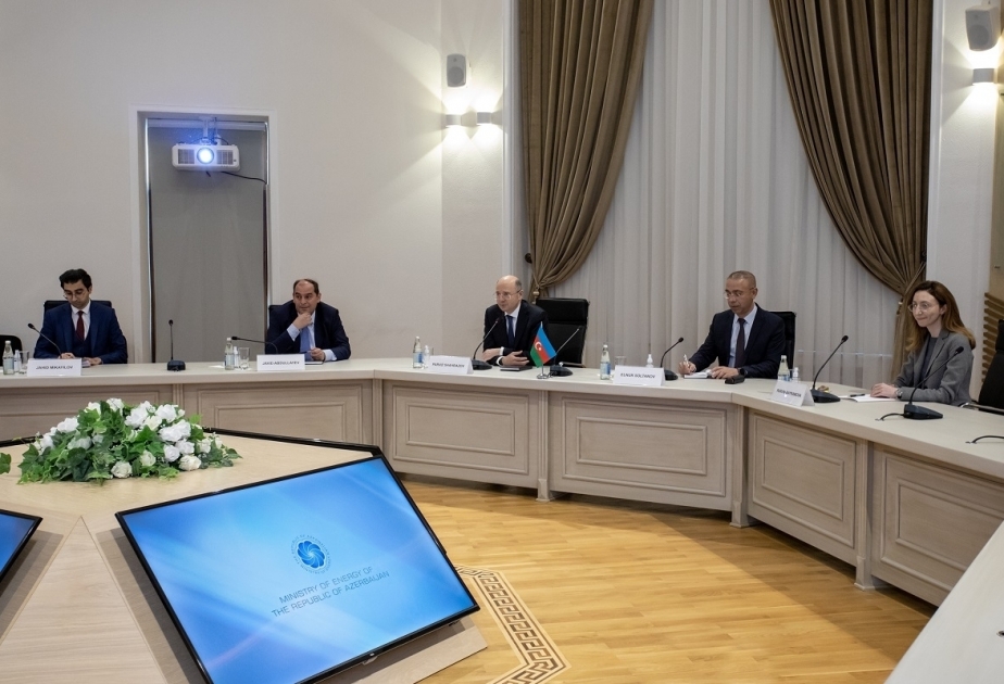 أذربيجان هي واحدة من الدول القليلة التي ضمنت بالكامل أمن الطاقة على حساب مواردها الداخلية