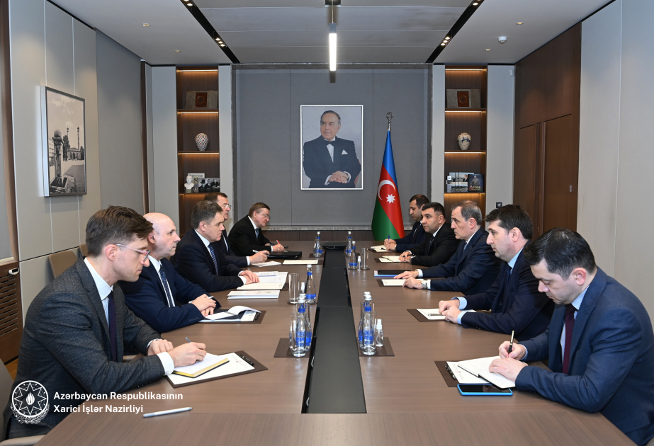 Canciller azerbaiyano se reúne con el viceprimer ministro bielorruso