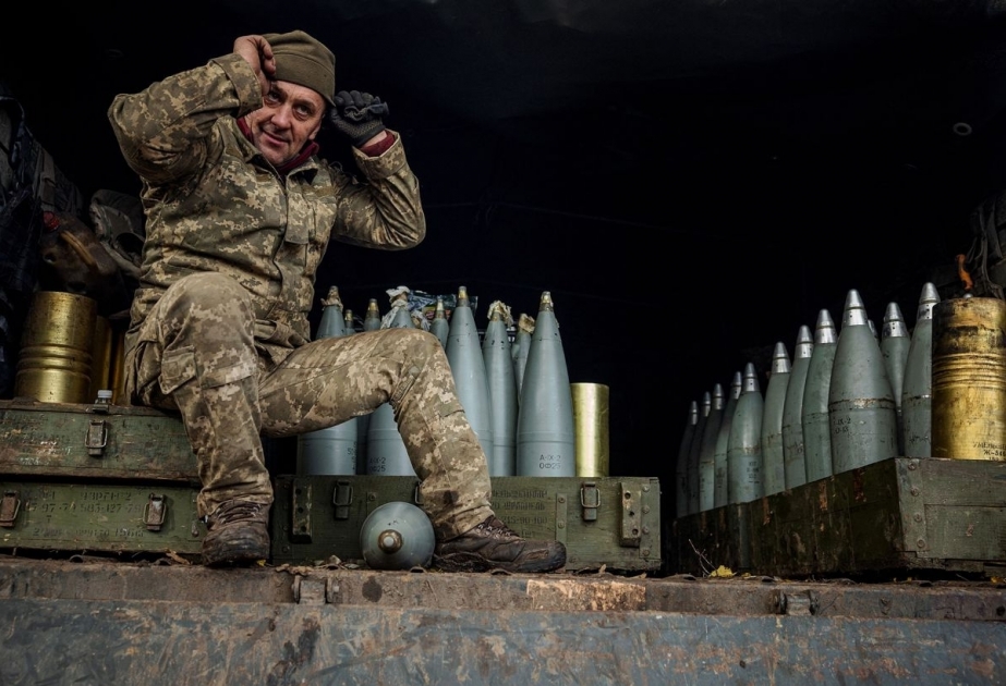 Ukraine asks EU for 250,000 artillery shells a month