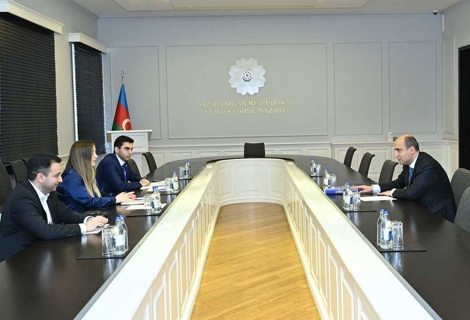 Elm və təhsil naziri ikinci “Yüksəliş” müsabiqəsinin qalibləri ilə görüşüb