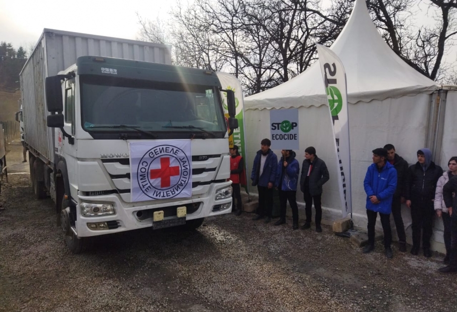 Ötən gün ərzində 70 avtomobil aksiya ərazisindən maneəsiz keçib