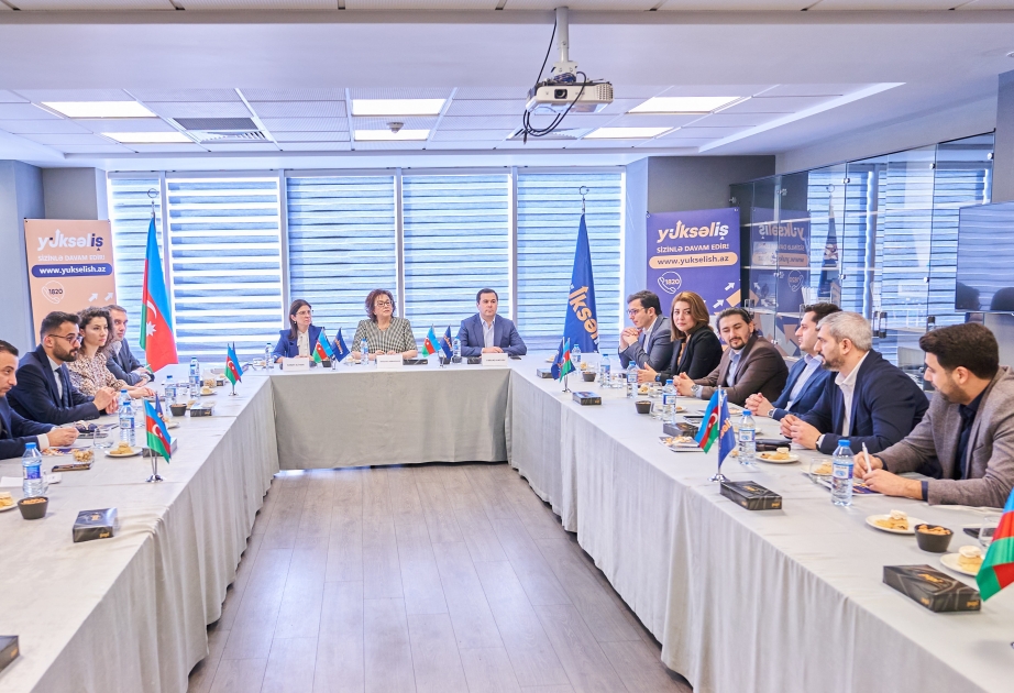DİM-in Direktorlar Şurasının sədri ikinci “Yüksəliş” müsabiqəsinin qalibləri ilə görüşüb