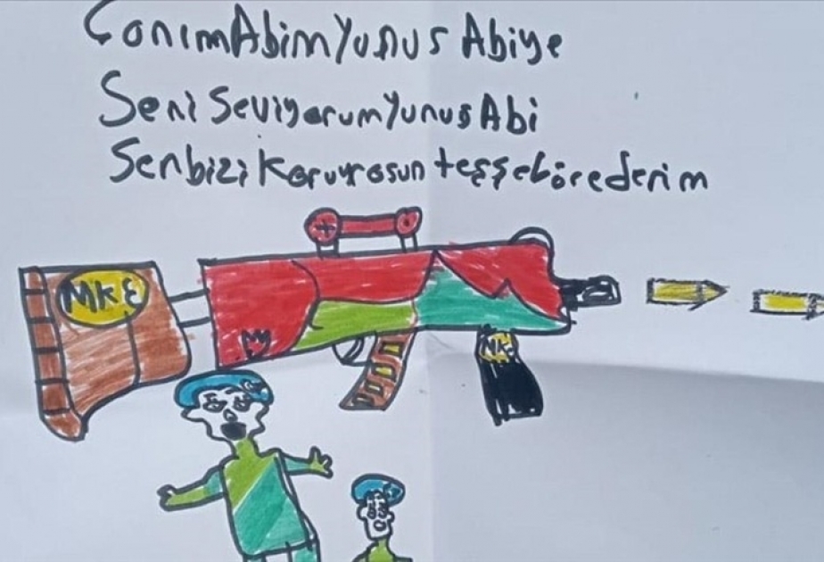 “Mehmetcik məktəbləri”ndəki uşaqlardan əsgərlərə duyğusal məktublar və şəkillər