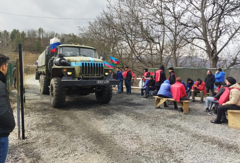 15 more Russian peacekeepers’ vehicles move freely through protest area