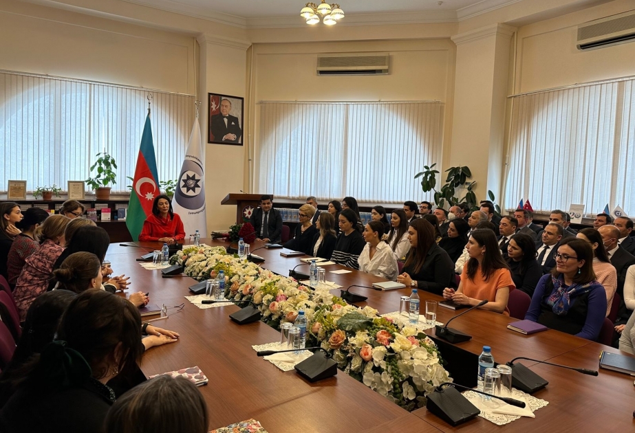 “Ümummilli Lider Heydər Əliyev və Azərbaycanda qadın hüquqları” mövzusunda tədbir təşkil edilib