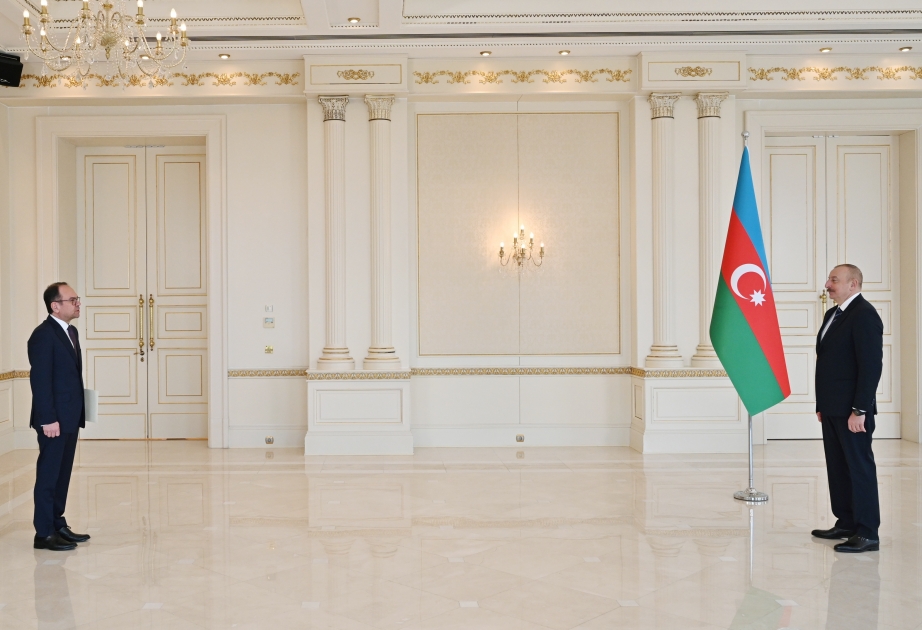 Президент: Необходимо приложить усилия для роста товарооборота между Азербайджаном и Болгарией