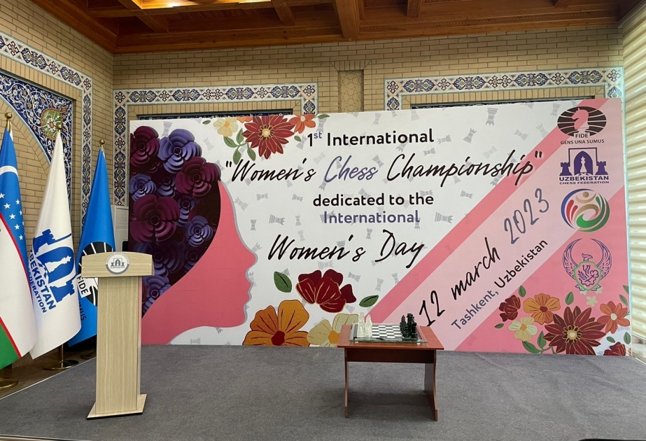 Ajedrecista azerbaiyana compite en un torneo internacional en Uzbekistán