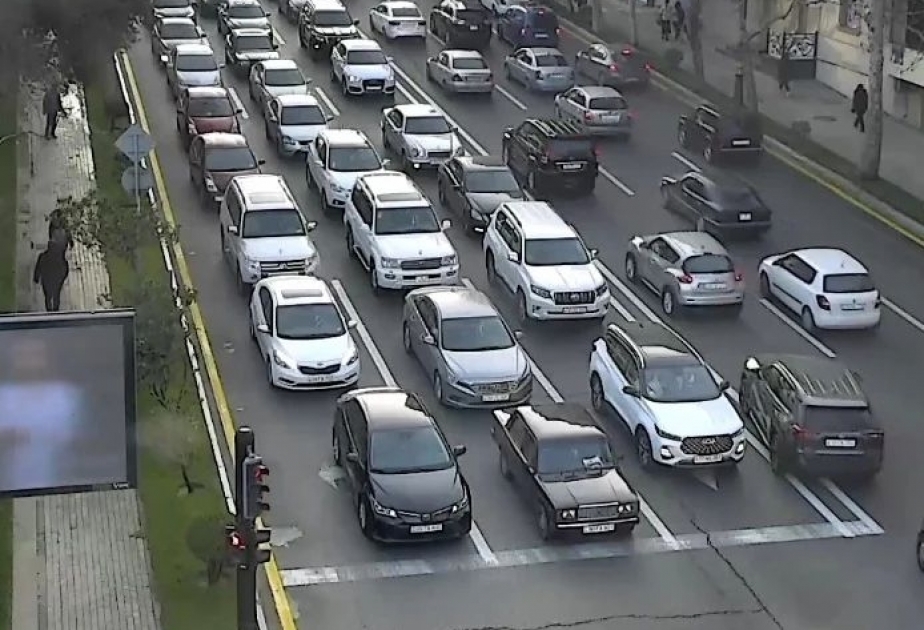 Bakıda hazırda sıxlıq müşahidə edilən yollar