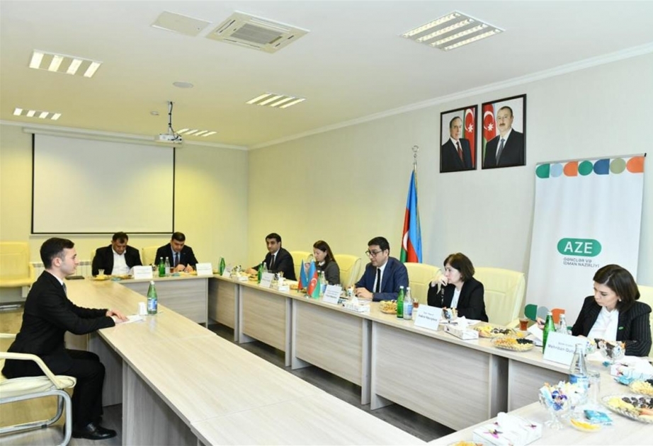 Gənclər və idman naziri Biləsuvarda vətəndaşlarla görüşüb