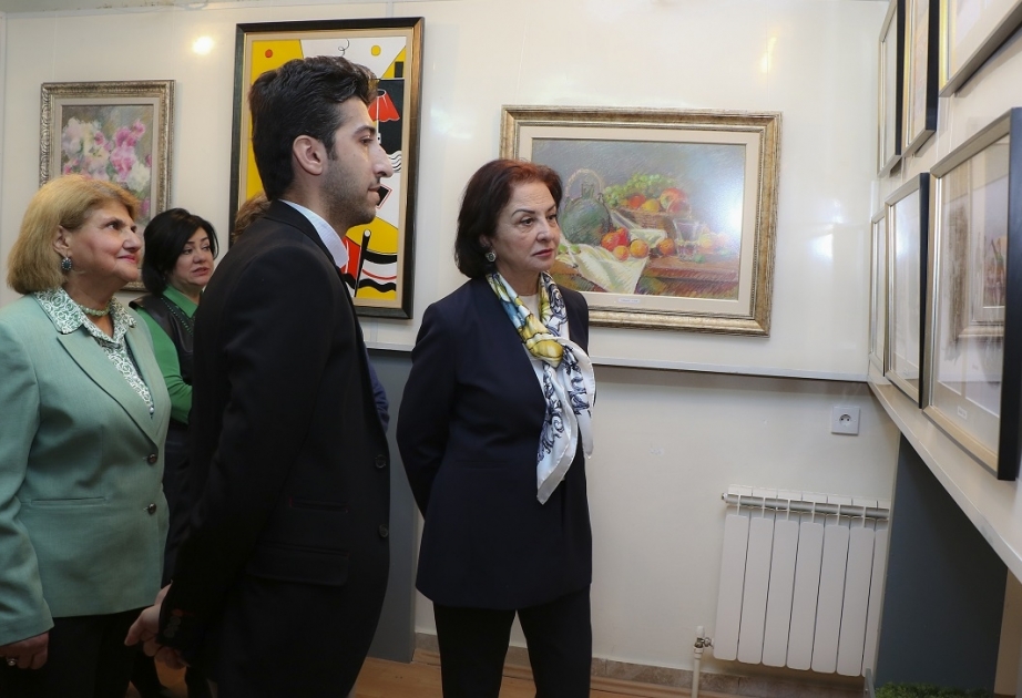 AzMİU müəllimlərinin rəsm sərgisi