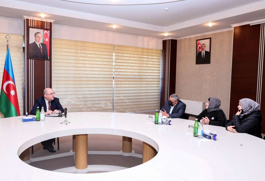 Dövlət Gömrük Komitəsinin sədri Neftçala şəhərində vətəndaşlarla görüşüb