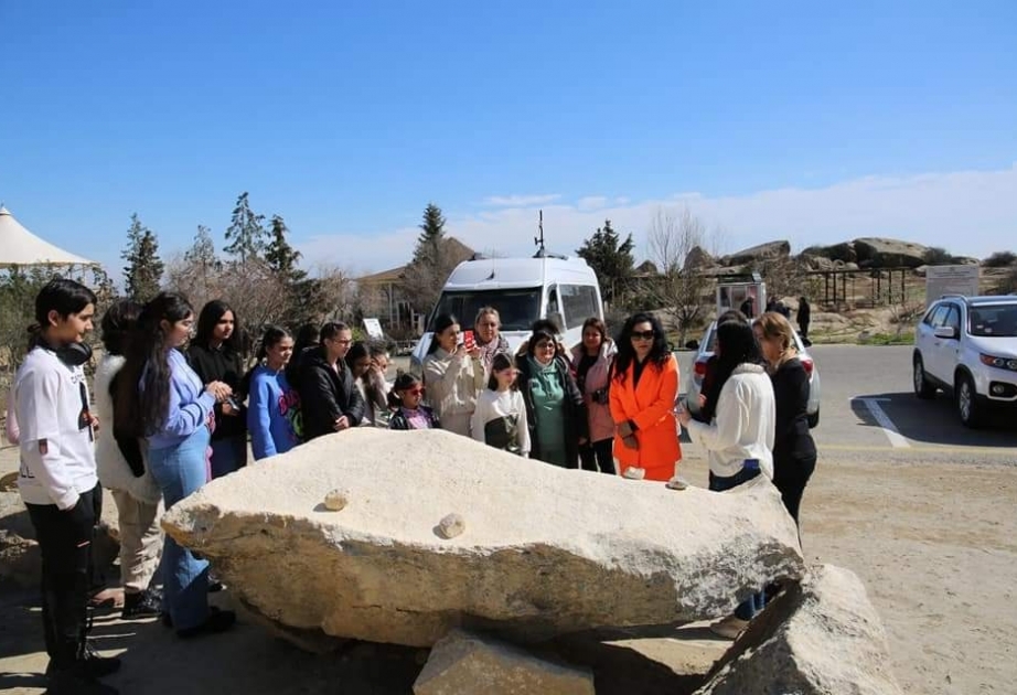 “Qobustan mənzərələri” adlı tədbir təşkil olunub