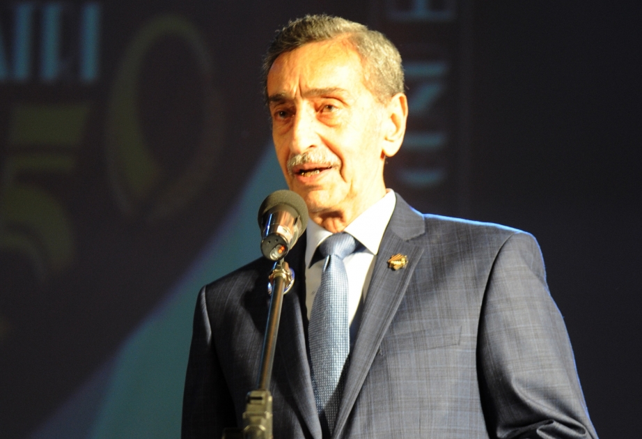 Teatr Xadimləri İttifaqında Milli Teatr Günü təntənəli şəkildə qeyd olunub