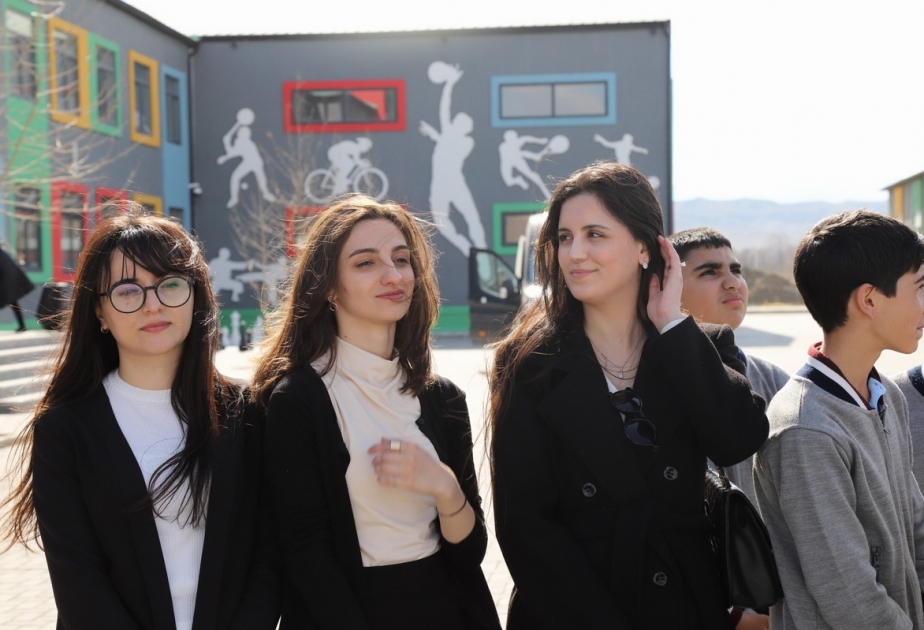 Ağalı məktəbinin müəllimləri: Burada xidmət etmək böyük qürurdur