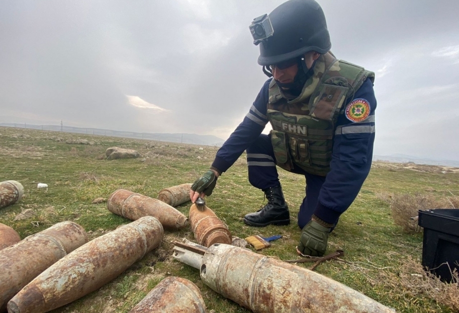 В Хызинском районе обнаружены готовые к применению боеприпасы ВИДЕО