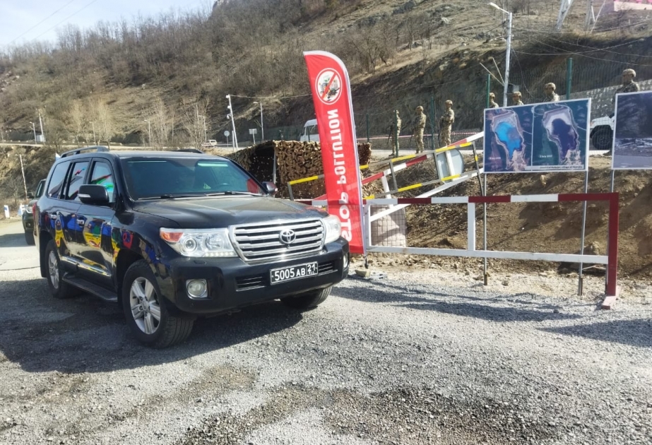 Sülhməramlıların daha 10 avtomobili aksiya ərazisindən maneəsiz keçib
