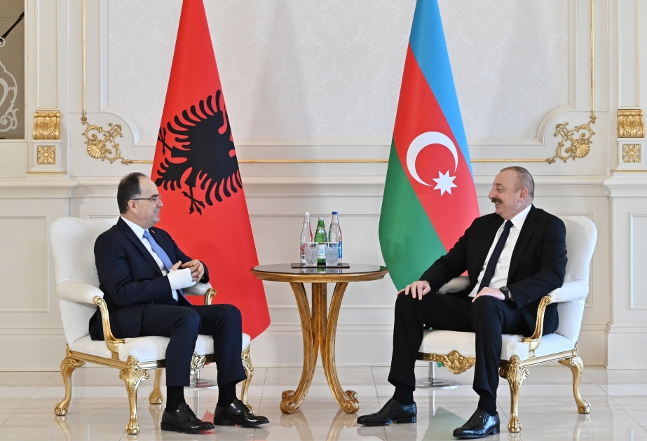 Le président azerbaïdjanais Ilham Aliyev rencontre son homologue albanais Bajram Begaj VIDEO