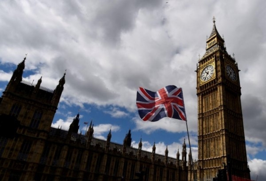 Britaniya hökuməti növbəti iki il ərzində hərbi büdcəsini 6 milyard dollar artıracaq