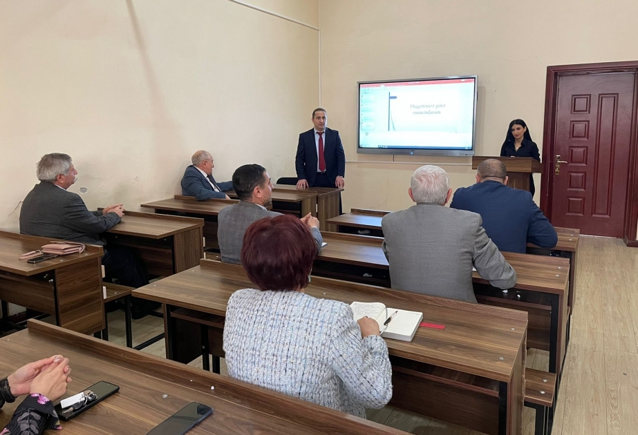 В Бакинском госуниверситете исследовали проблемы, возникающие при очистке нефтяных масел