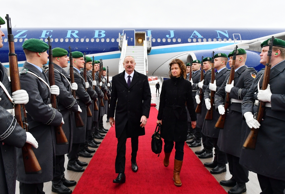 El presidente de Azerbaiyán llega a Alemania en visita de trabajo