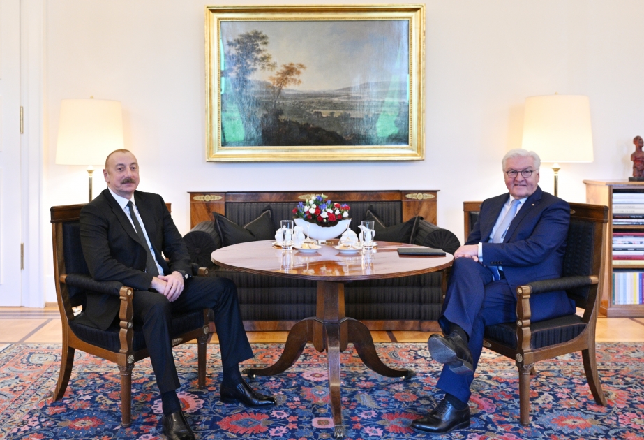 Azərbaycan Prezidenti İlham Əliyevin Berlində Almaniya Prezidenti Frank-Valter Ştaynmayer ilə təkbətək görüşü olub YENİLƏNİB VİDEO