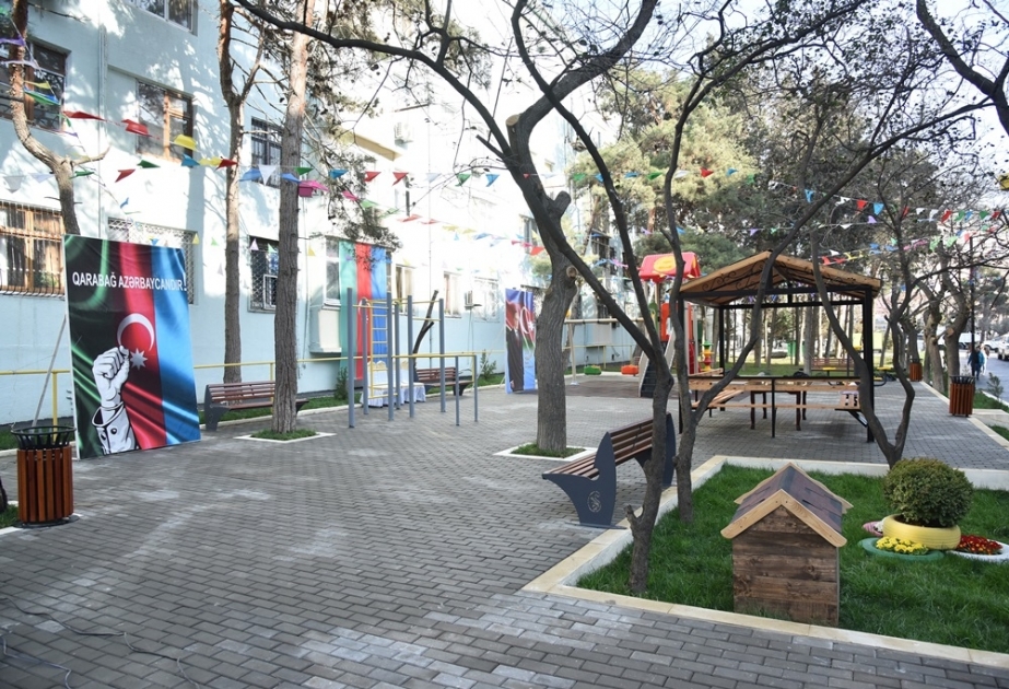 Nəsimi rayonunda növbəti “Abad həyət” sakinlərin istifadəsinə verilib