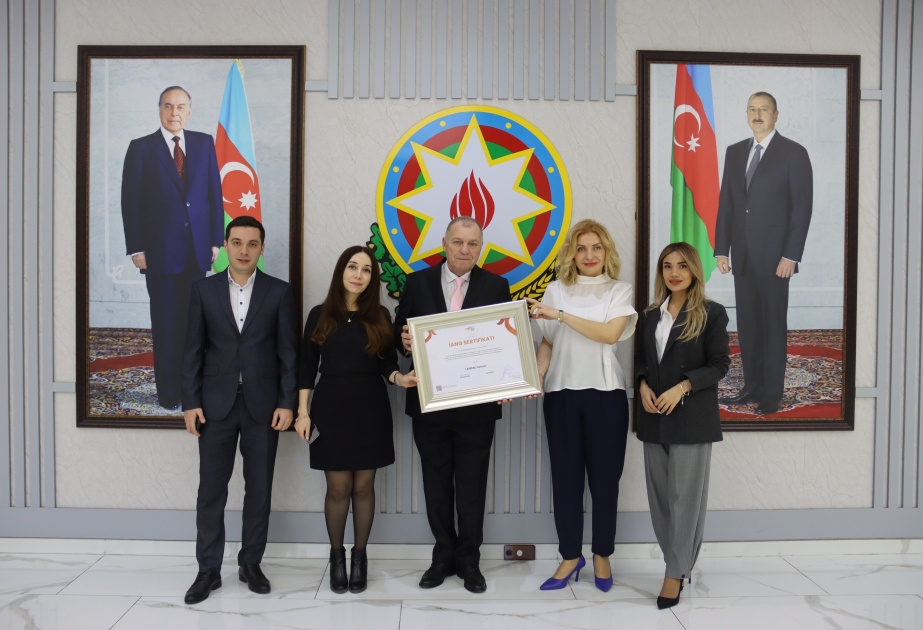 Qarabağ Dirçəliş Fondu tərəfindən “LANDAU School”a “İanə sertifikatı” təqdim olunub