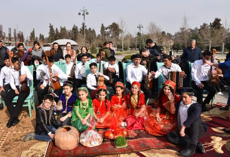 İmişlidə İlaxır çərşənbə milli adətlərimizin nümayişi ilə yadda qalıb