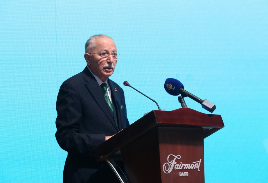 أكمل الدين إحسان اوغلو: من الواجب للغاية قبول الجميع مفهوم التعددية الثقافية