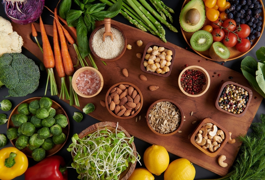Un nuevo informe de la ONU sugiere formas de hacer más asequibles los alimentos sanos