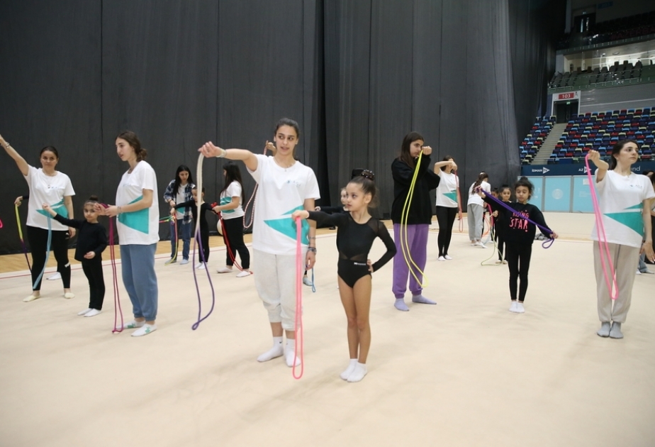Bədii gimnastika üzrə məşqçilik kurslarının nəzəri və təcrübi tədris hissəsinə start verilib