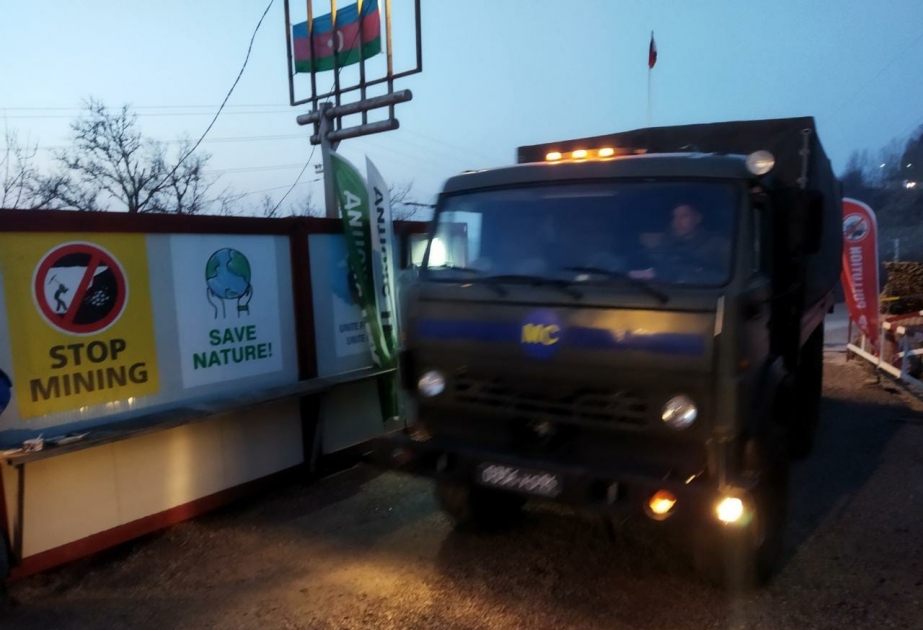 Ekoaksiya: Sülhməramlılara məxsus avtomobillər axşam saatlarında da intensiv hərəkət edir