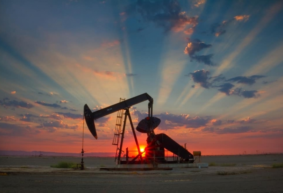 Баррель азербайджанской нефти продается за 74,42 доллара
