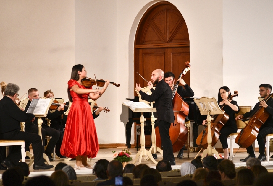 Filarmoniyada Ulu Öndər Heydər Əliyevin 100 illiyinə həsr edilmiş konsert