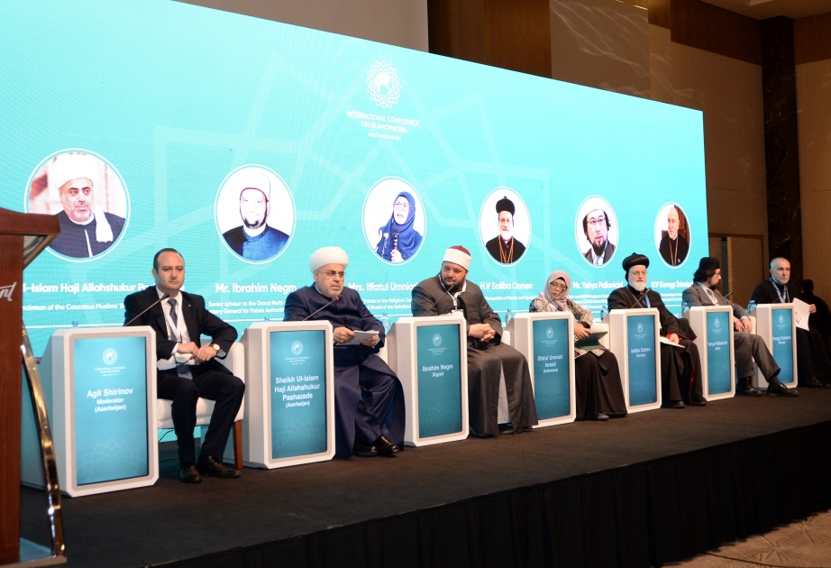 Bakı konfransı: Dini müxtəlifliyi təşviq etməklə harmonik cəmiyyətlərin qurulması yolları müzakirə edilib