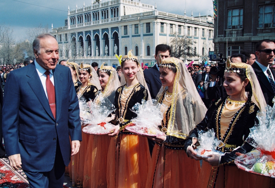 Xalqa bağışlanmış ömürdən anlar: 1998-ci ilin martı