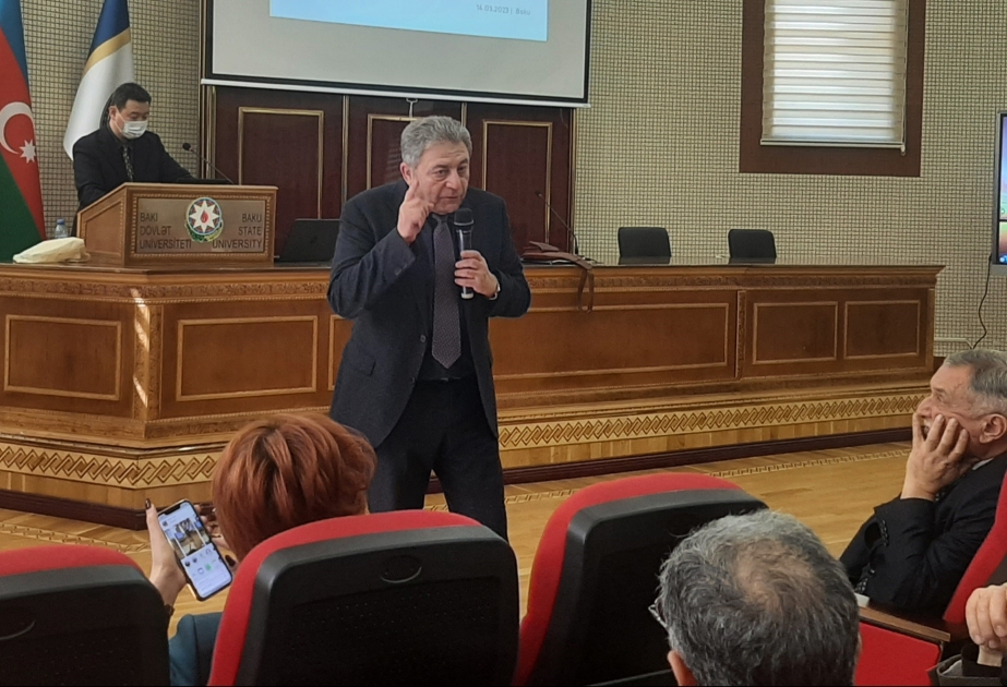 Профессор Университета префектуры Осака Японии выступил на семинаре БГУ