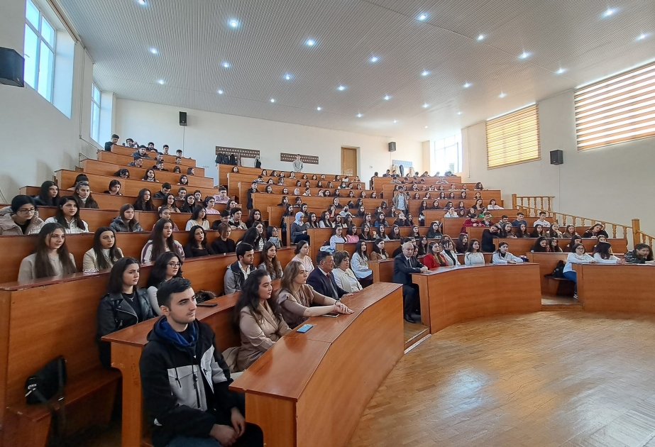 BDU-da tədbir: Heydər Əliyev müasir Azərbaycan dövlətinin qurucusudur